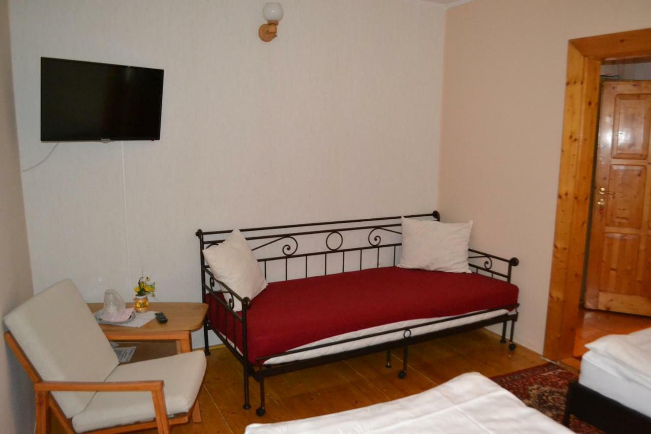 V Penzion Spisska Bela Exteriör bild