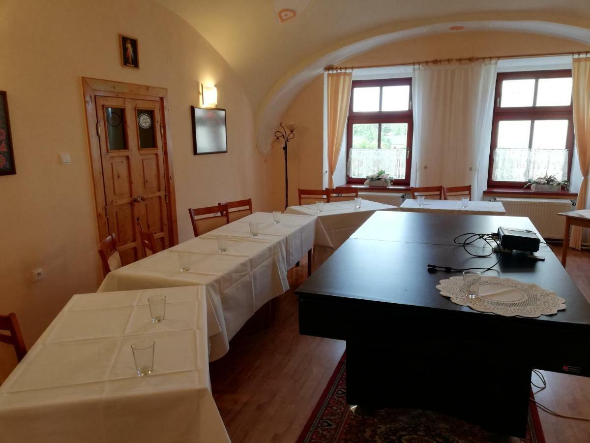 V Penzion Spisska Bela Exteriör bild